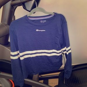 Women’s champion long sleeve crop shirt